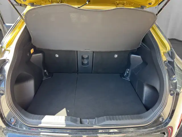 Toyota Yaris Cross view 14