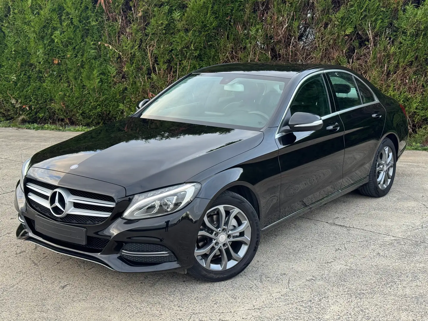 Mercedes-Benz C 180 Euro 6B GARANTIE 12 MOIS Noir - 1