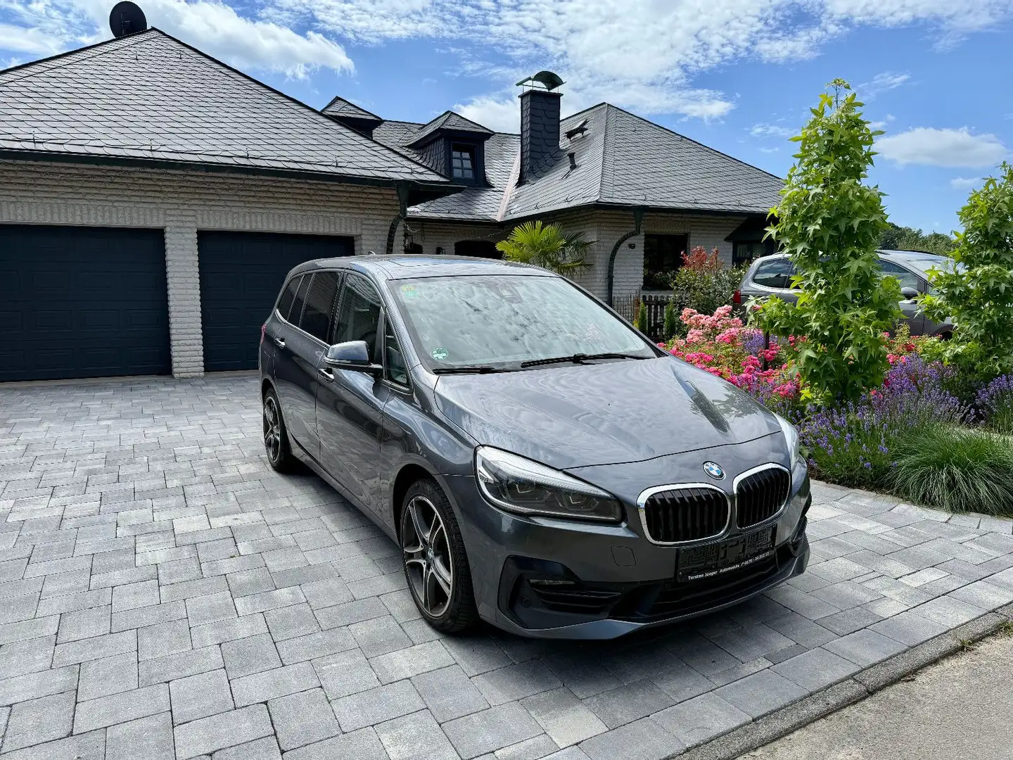 BMW 220 Gran Tourer 220 d xDrive Sport Line. 7-Sitzer Gris - 1