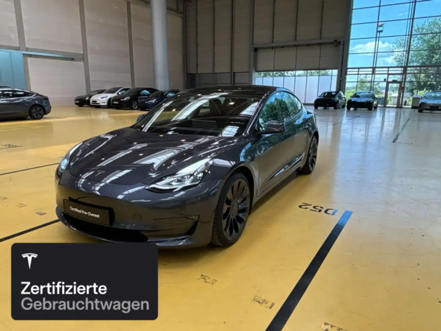 Tesla Model 3 Performance Silber - 1