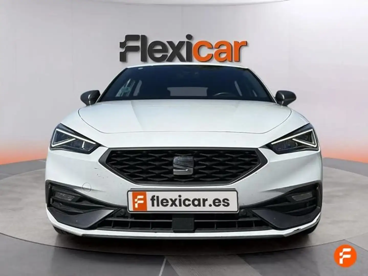SEAT Leon 1.0 TSI S&S FR 25º Aniversario 110 Blanco - 2