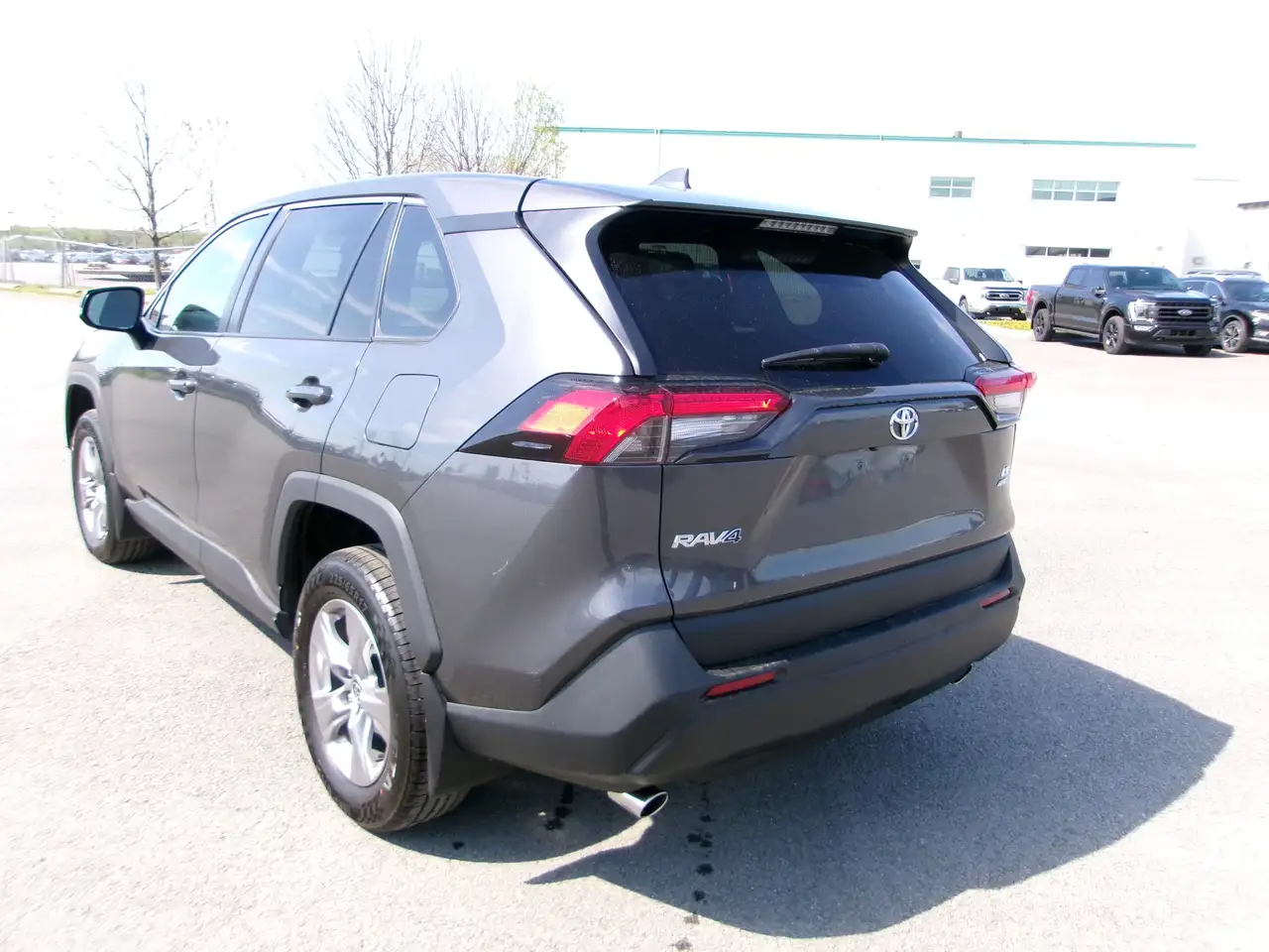 Toyota RAV 4 снимка Toyota RAV 4