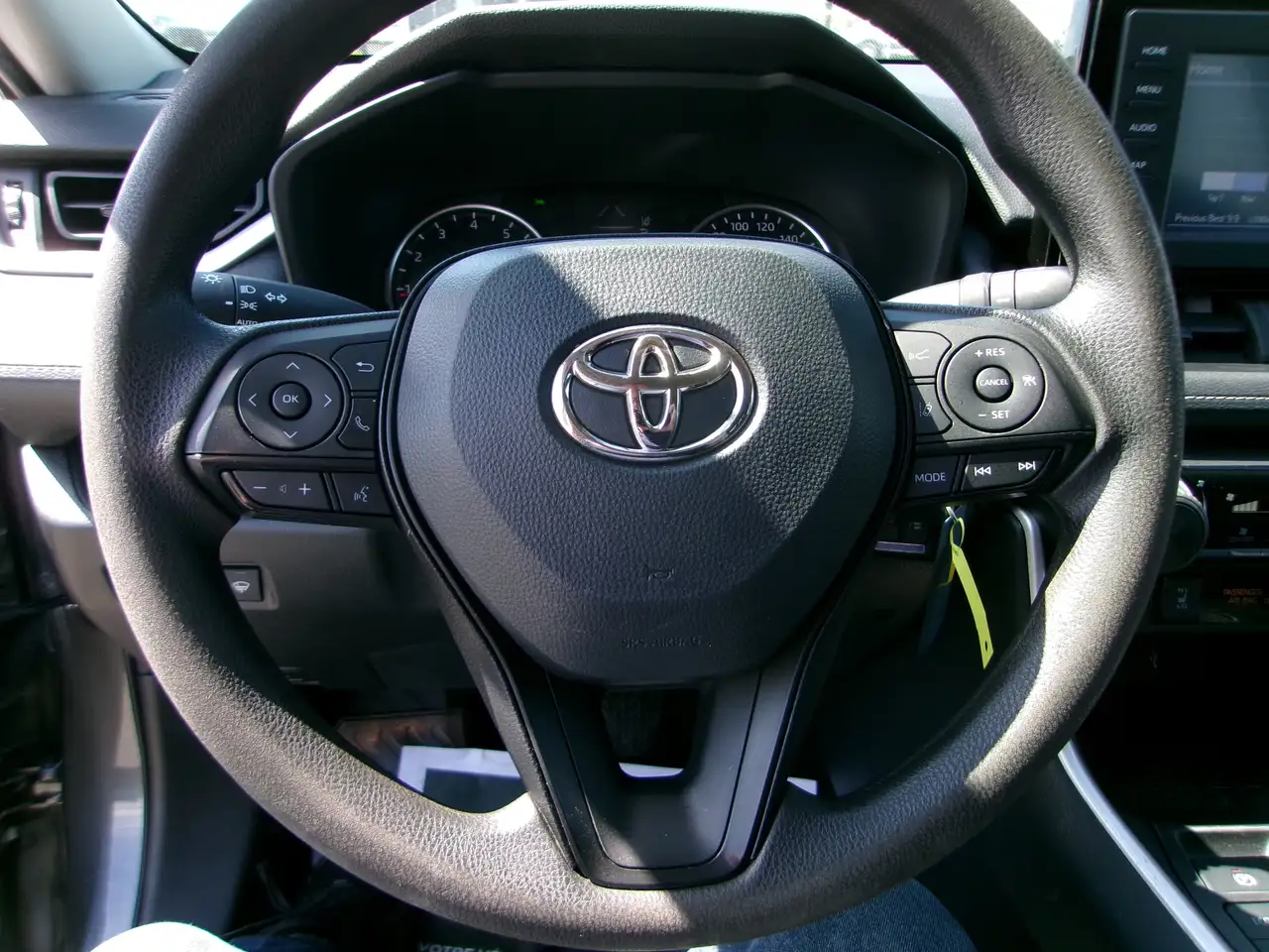Toyota RAV 4 снимка Toyota RAV 4