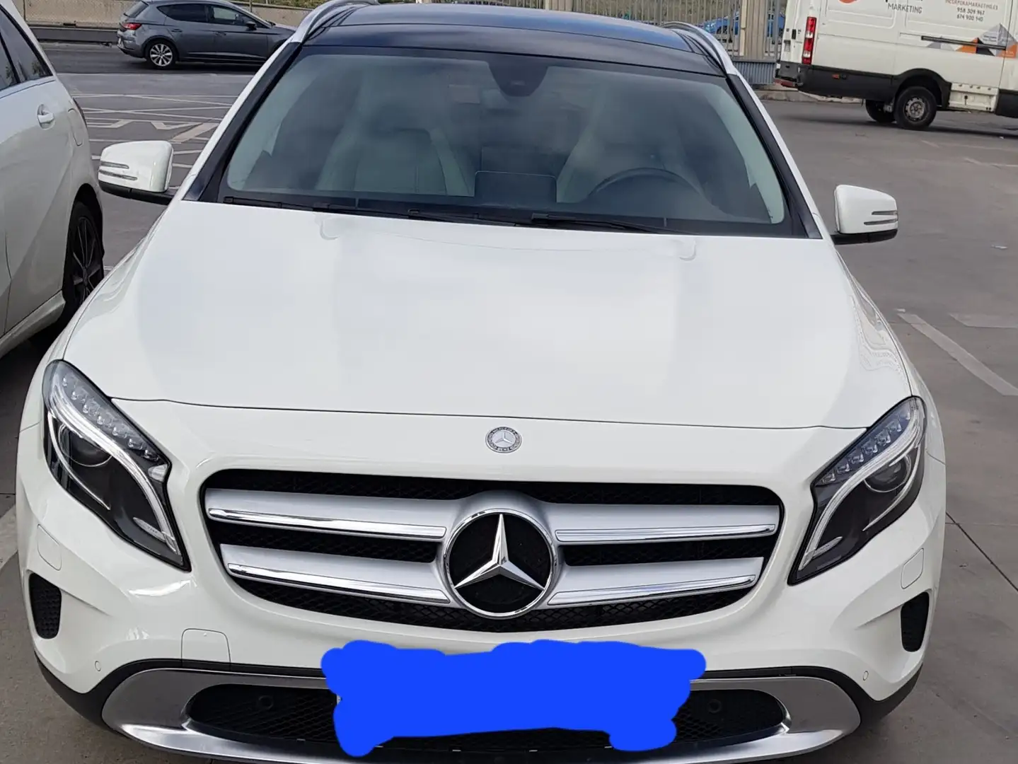 Mercedes-Benz GLA 200 200d Style Blanco - 1