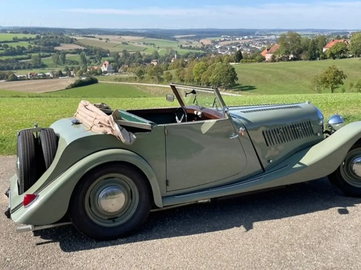 Morgan Plus 4 Grün - 2