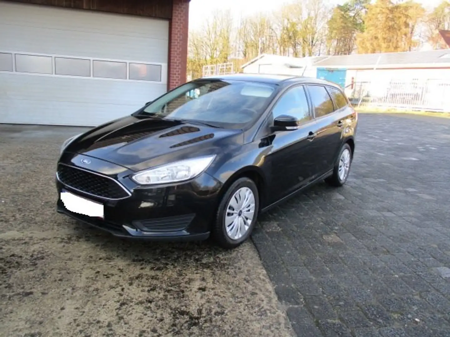 Ford Focus Turnier 1.0 EcoBoost Start-Stopp Edition Negro - 1