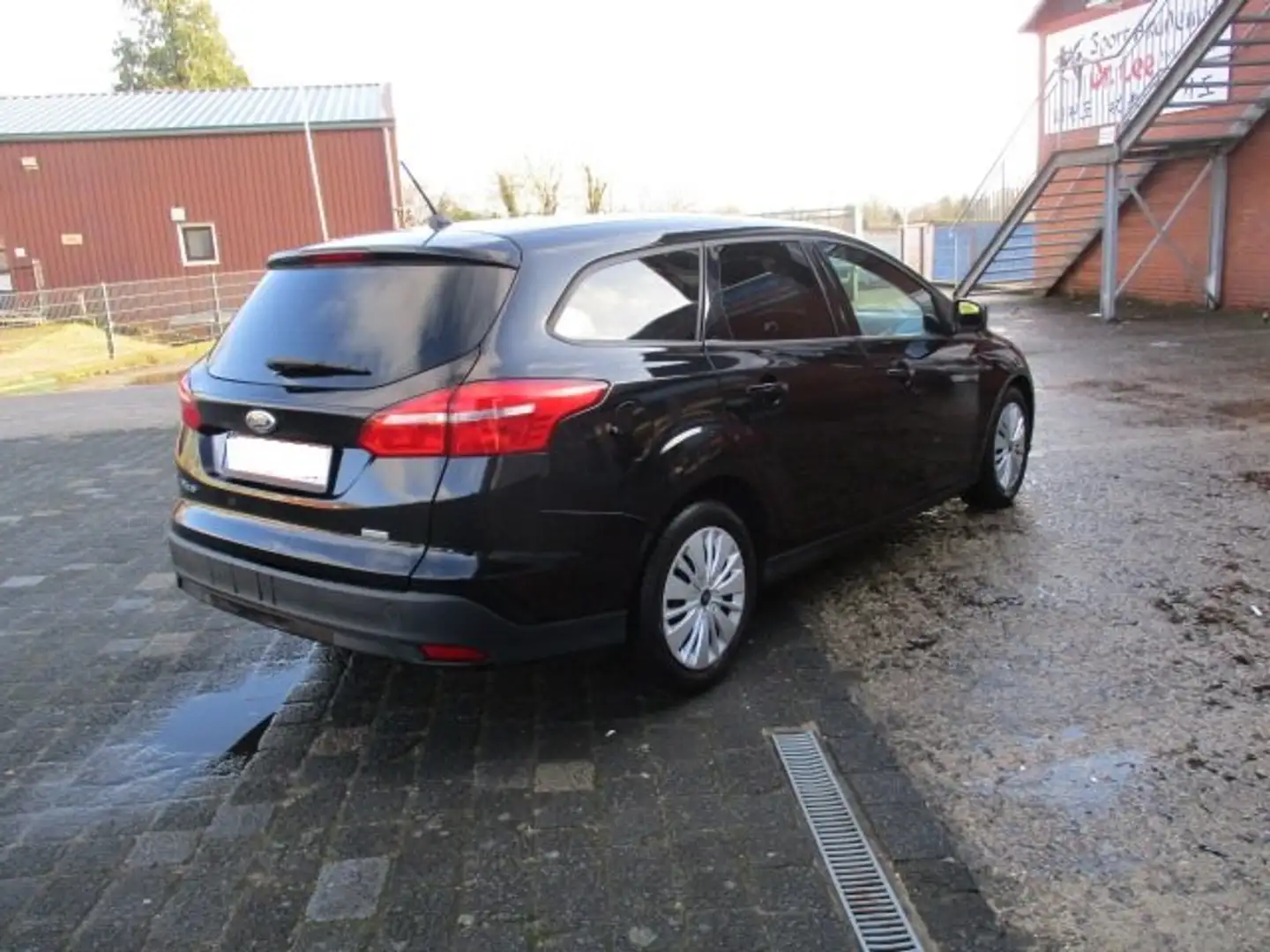 Ford Focus Turnier 1.0 EcoBoost Start-Stopp Edition Noir - 1