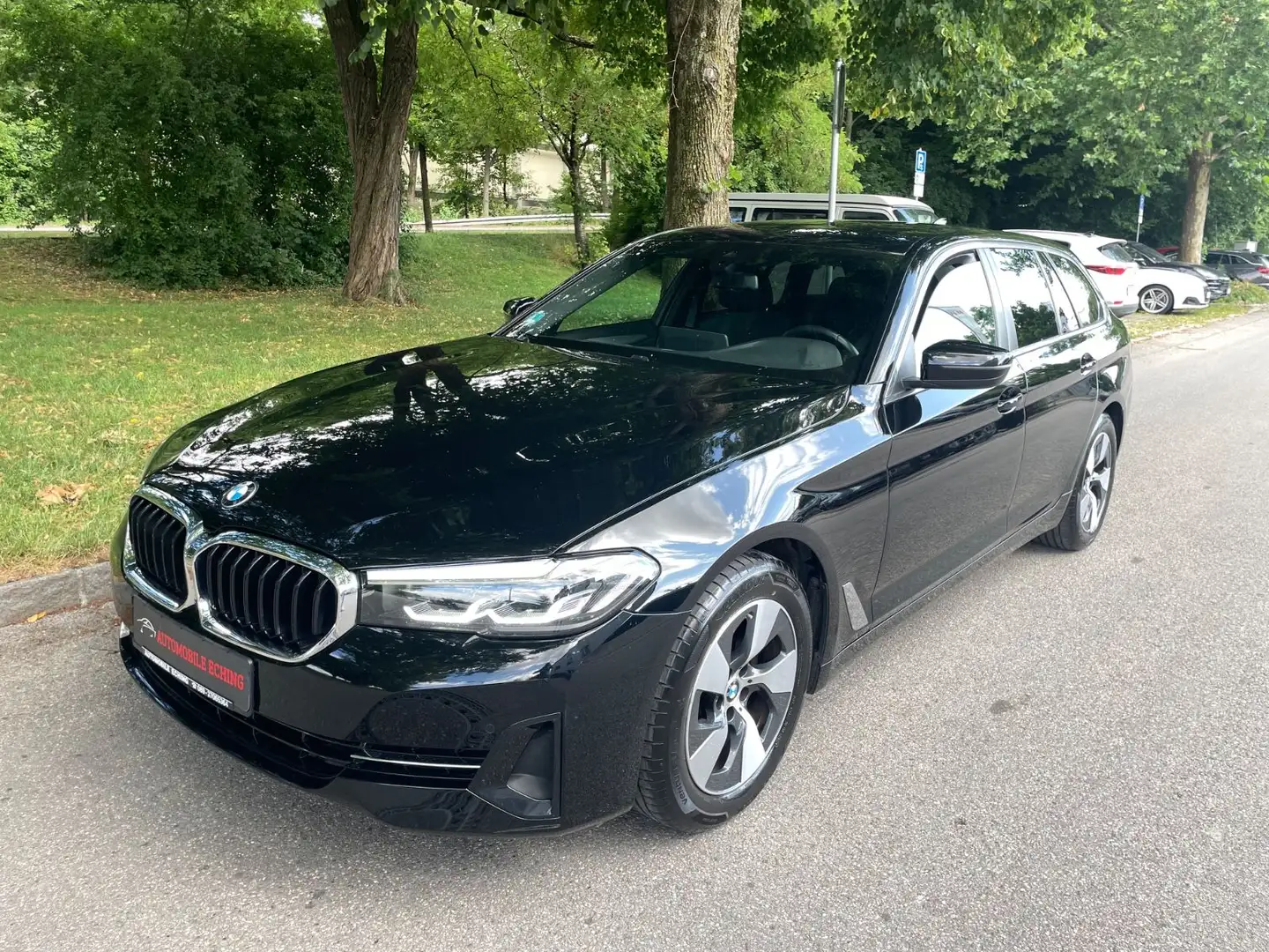 BMW 520 d Tour.*Navi*Live*Autom.*LED*1HD*Memory* Noir - 1