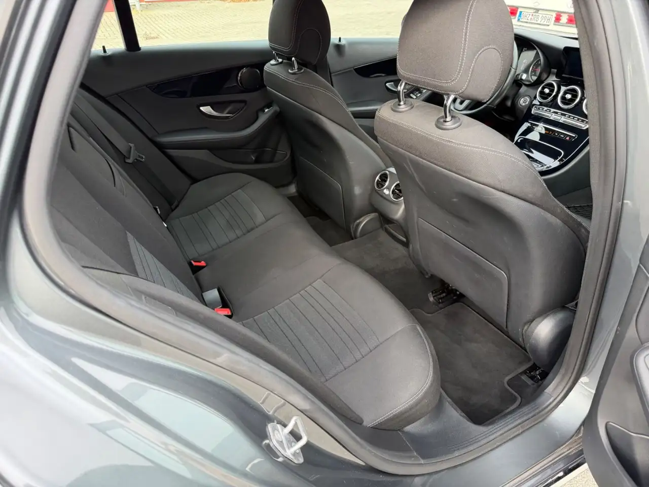 MERCEDES-BENZ C220 W205 BREAK - CAMÉRA DE RECUL - VOLANT CUIR - ATTELAGE FIXE