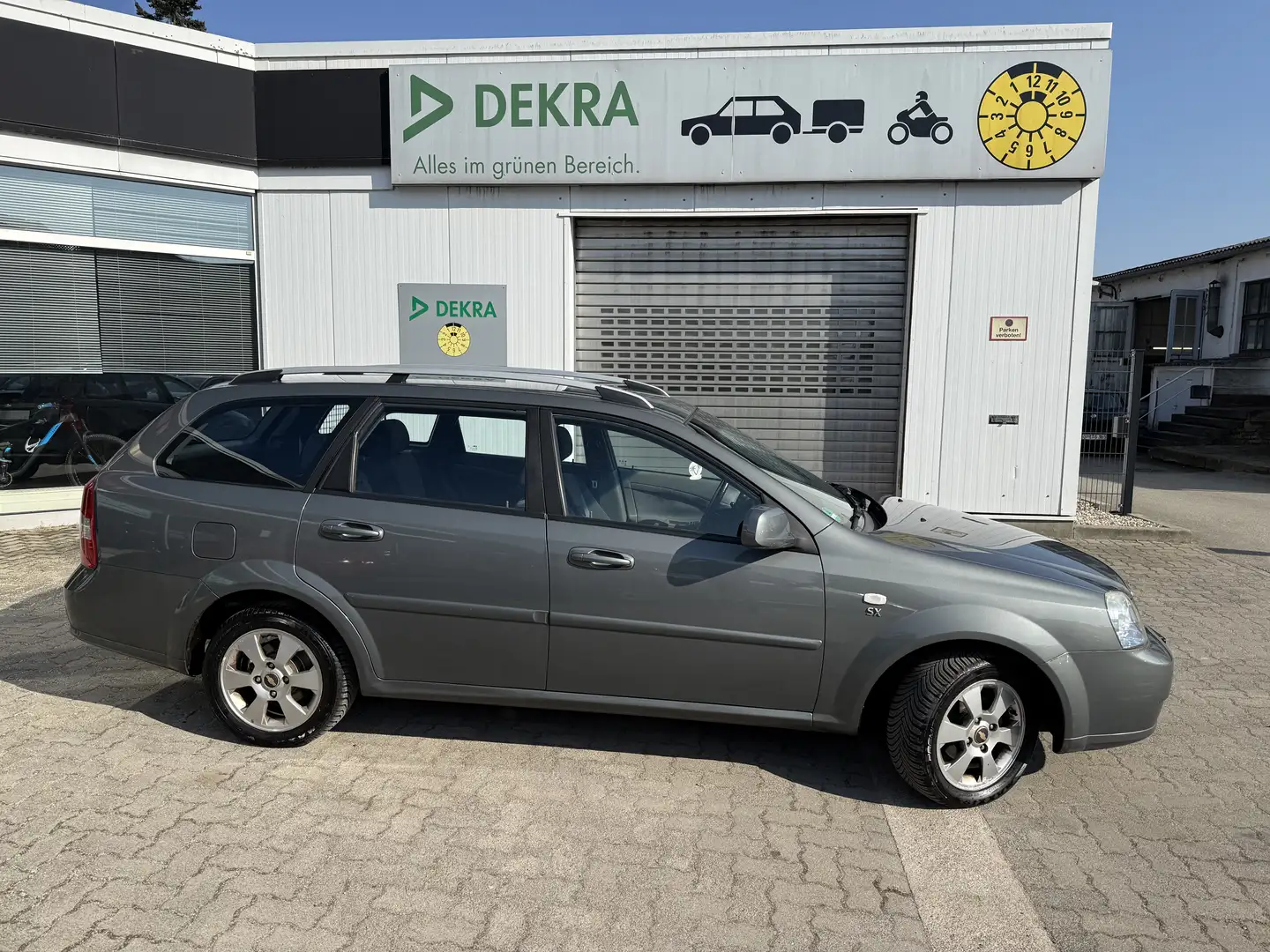 Chevrolet Nubira SX Kombi 1,6l. mit Klima/ABS/ESP/Alus & Allwetter/ Gris - 2