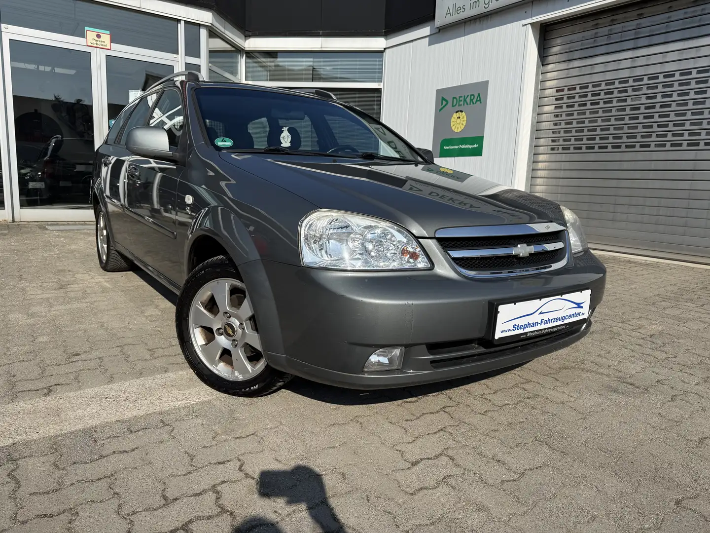 Chevrolet Nubira SX Kombi 1,6l. mit Klima/ABS/ESP/Alus & Allwetter/ Gris - 1