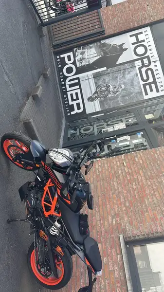 KTM 125 DUKE - foto 2
