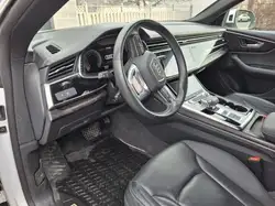 Audi Q8 снимка Audi Q8