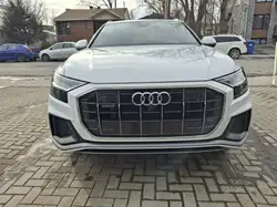Audi Q8 снимка Audi Q8