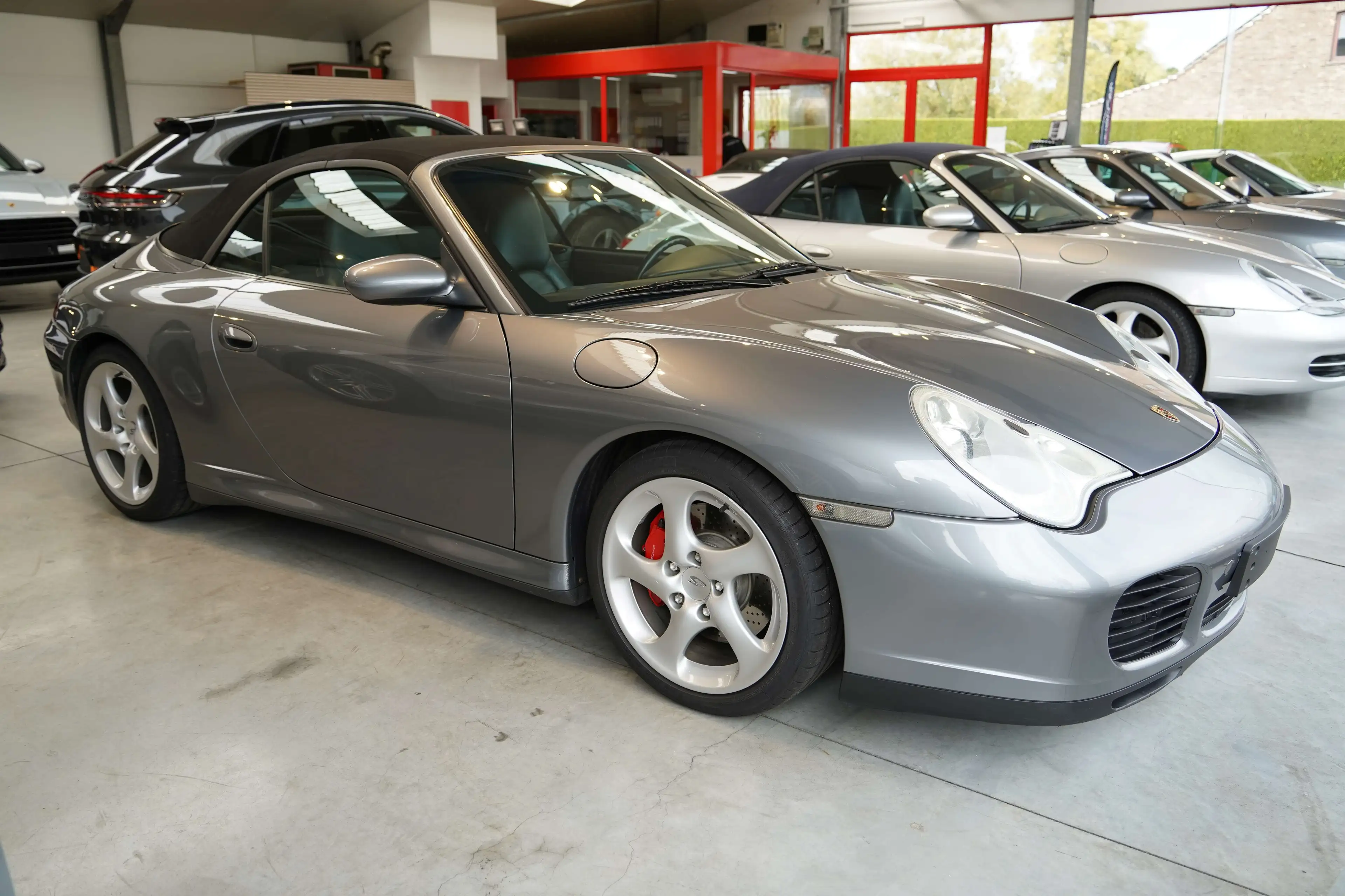 Porsche 996 C4S CABRIOLET 3.6L — photo 6