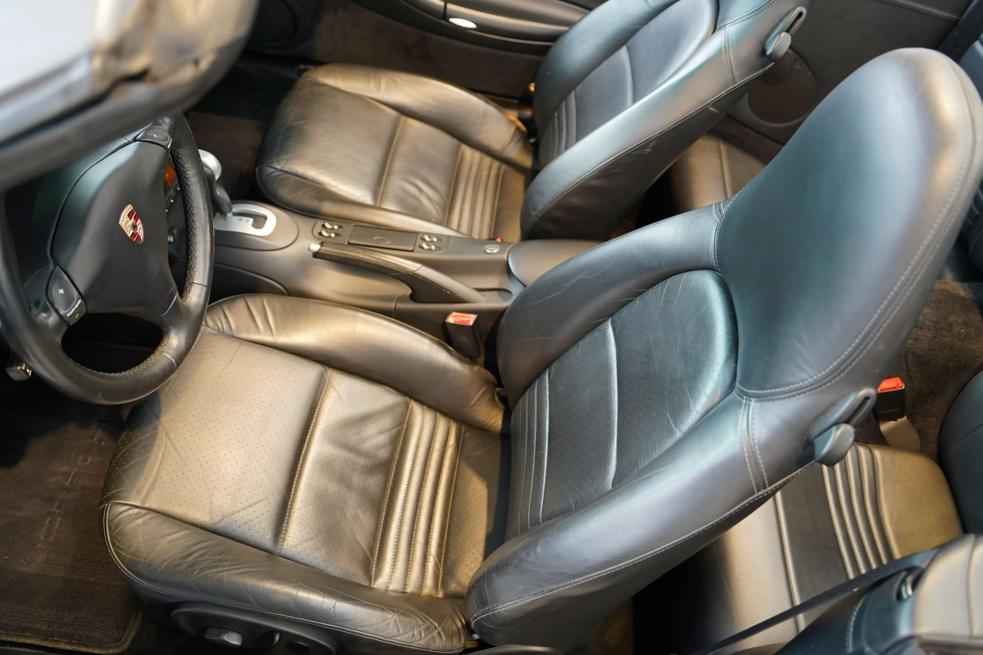 Porsche 996 C4S CABRIOLET 3.6L — photo 11