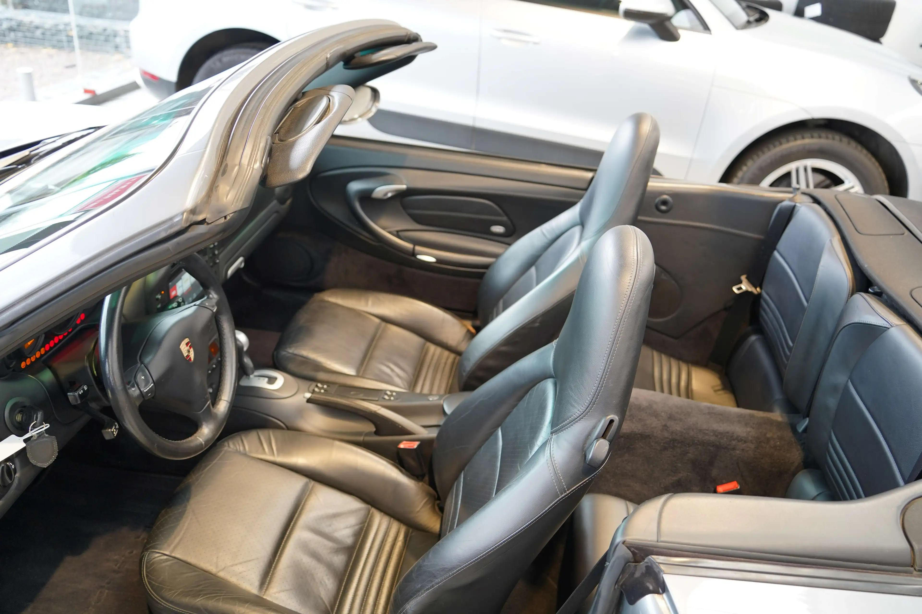 Porsche 996 C4S CABRIOLET 3.6L — photo 10