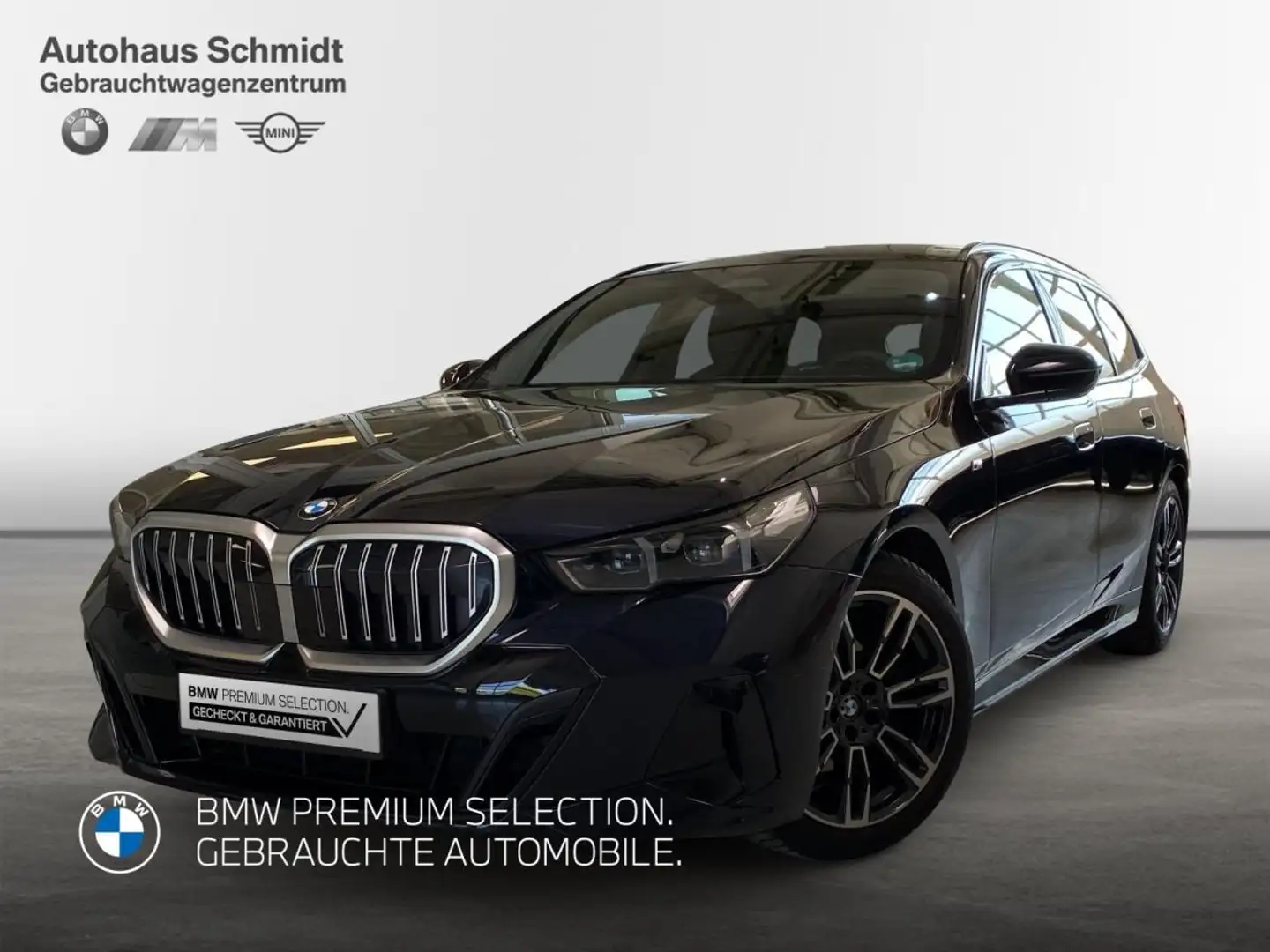 BMW 520 d xDrive Touring*M Sportpaket*Pano*AHK*Driv A Plus Schwarz - 1