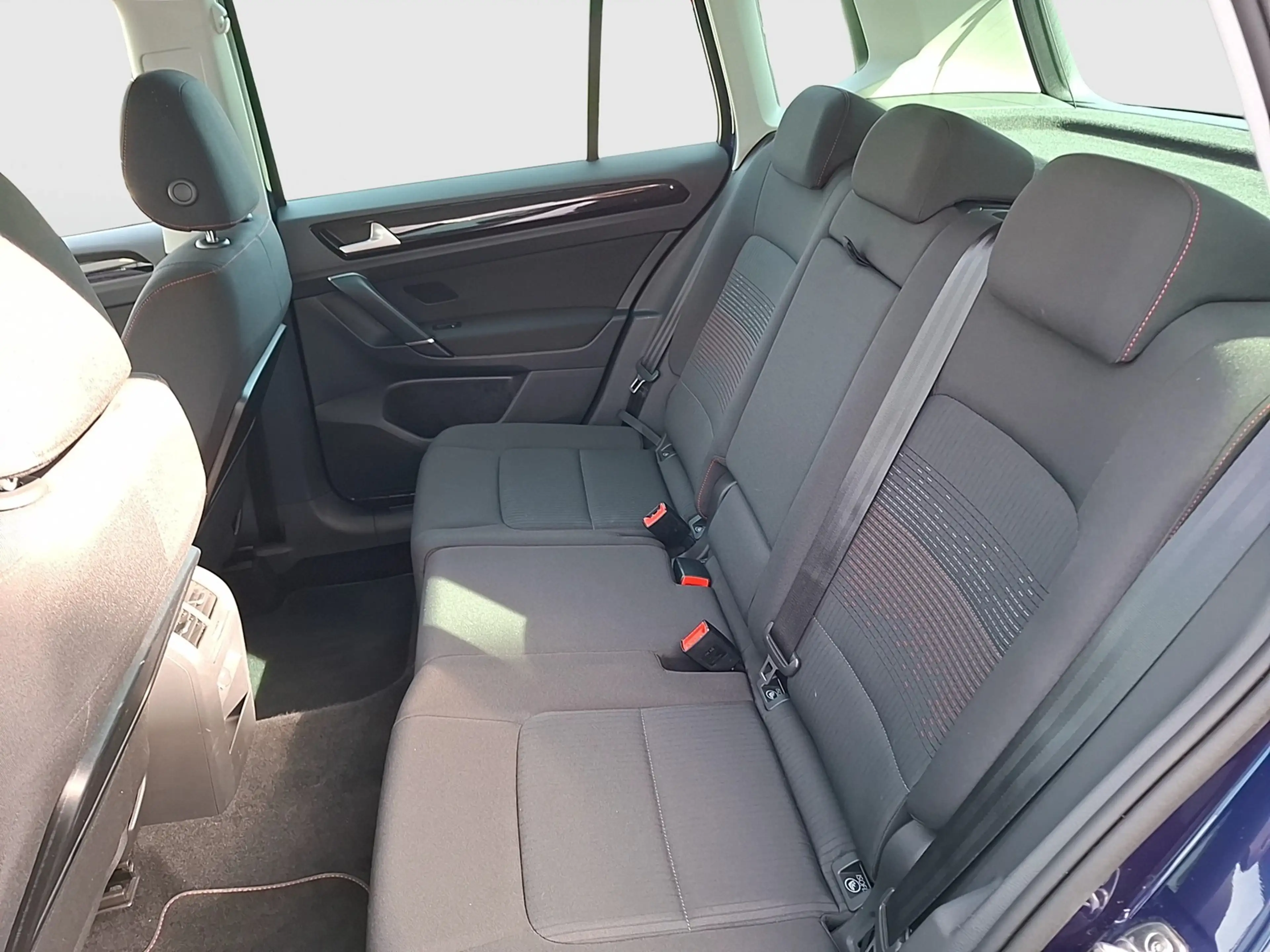 Volkswagen Golf Sportsvan TSI Sound Navi ACC PDC SH LM — photo 12