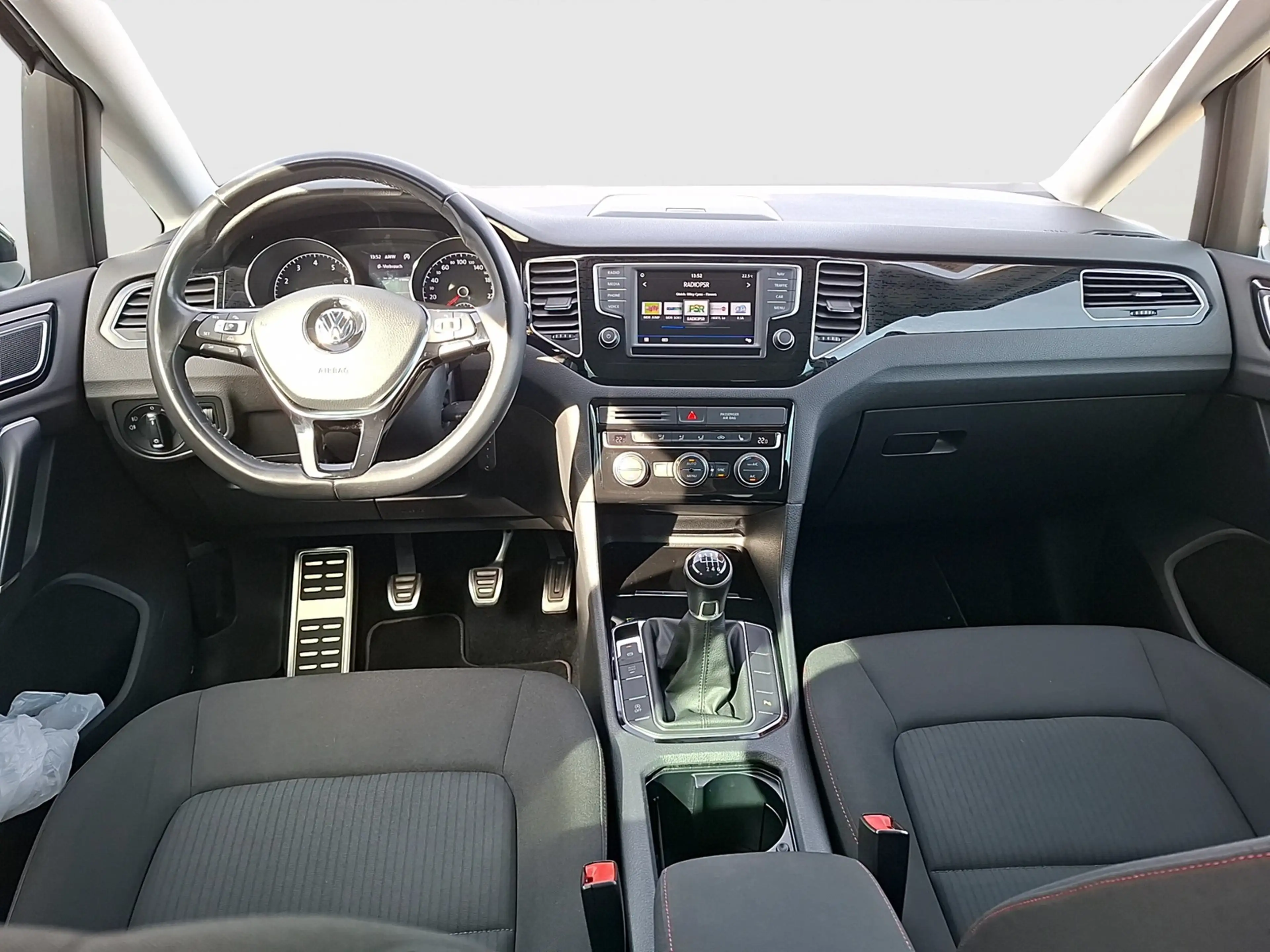 Volkswagen Golf Sportsvan TSI Sound Navi ACC PDC SH LM — photo 11