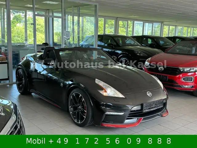 Nissan 370Z view 7