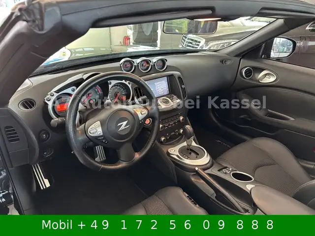 Nissan 370Z view 13