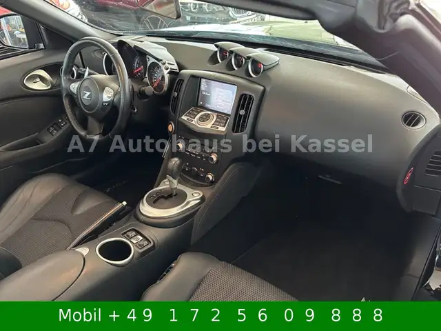 Nissan 370Z view 11