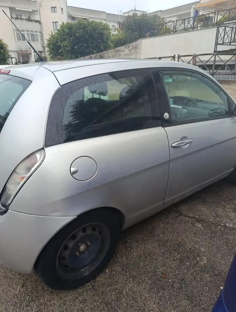 Lancia Y 1.4 12v LX - 1