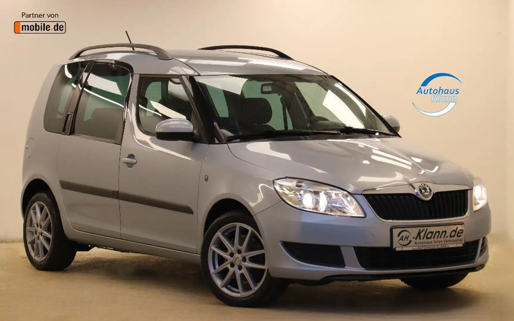 Skoda Roomster 1.2TSI 105PS Automatik Style Edition Bleu - 1
