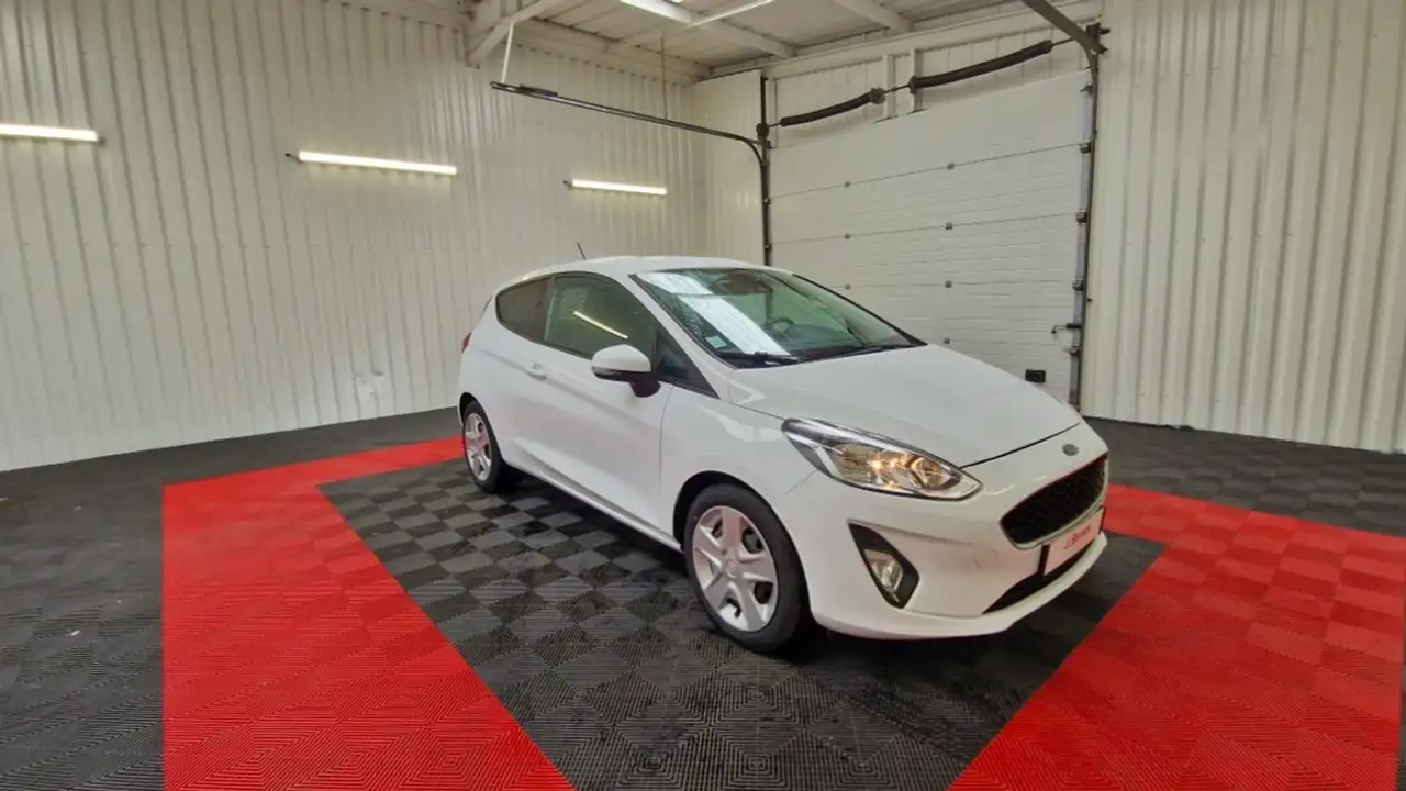 Ford Fiesta 3 portes — photo 3