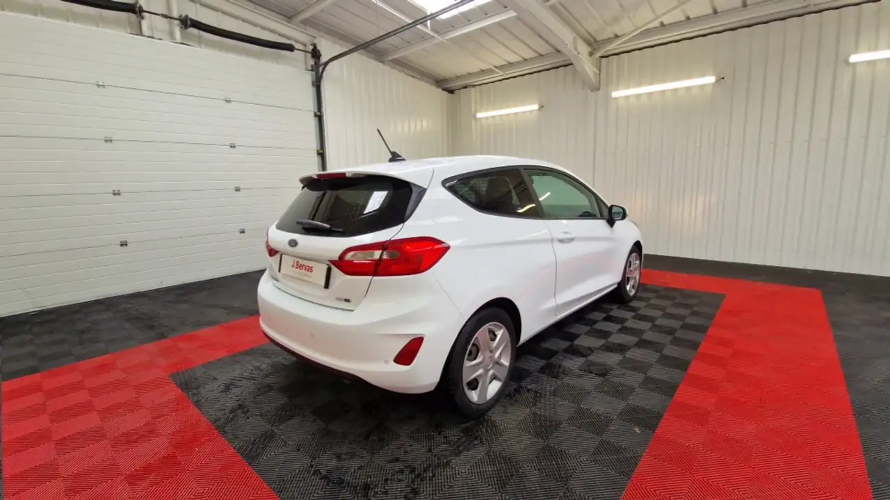 Ford Fiesta 3 portes — photo 5
