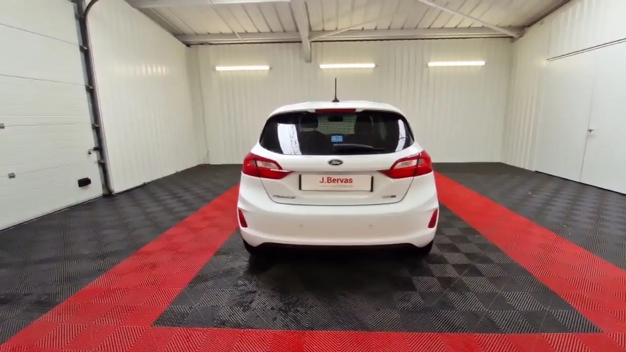 Ford Fiesta 3 portes — photo 6