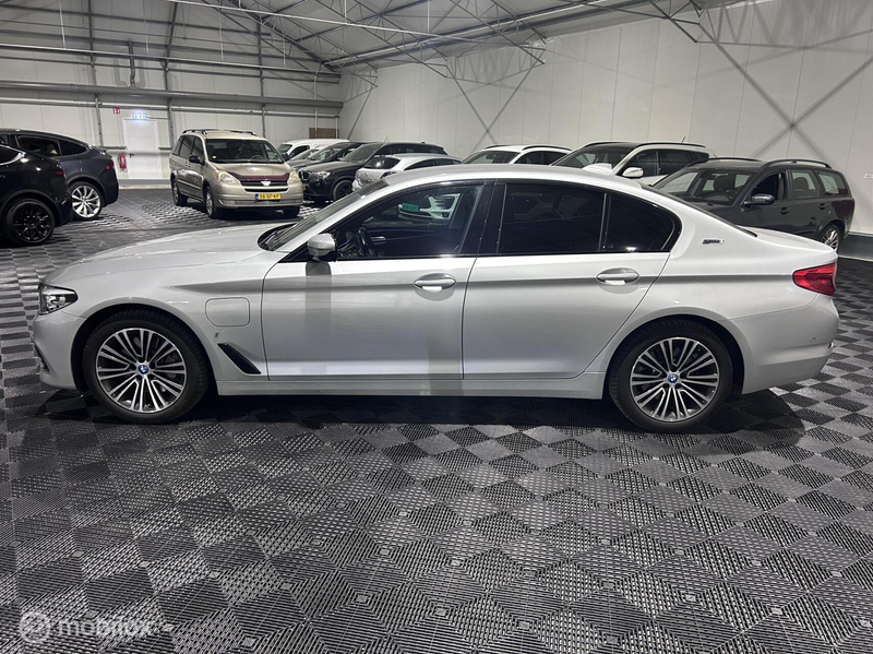 BMW 530 5-serie 530e iPerformance Executive — photo 4