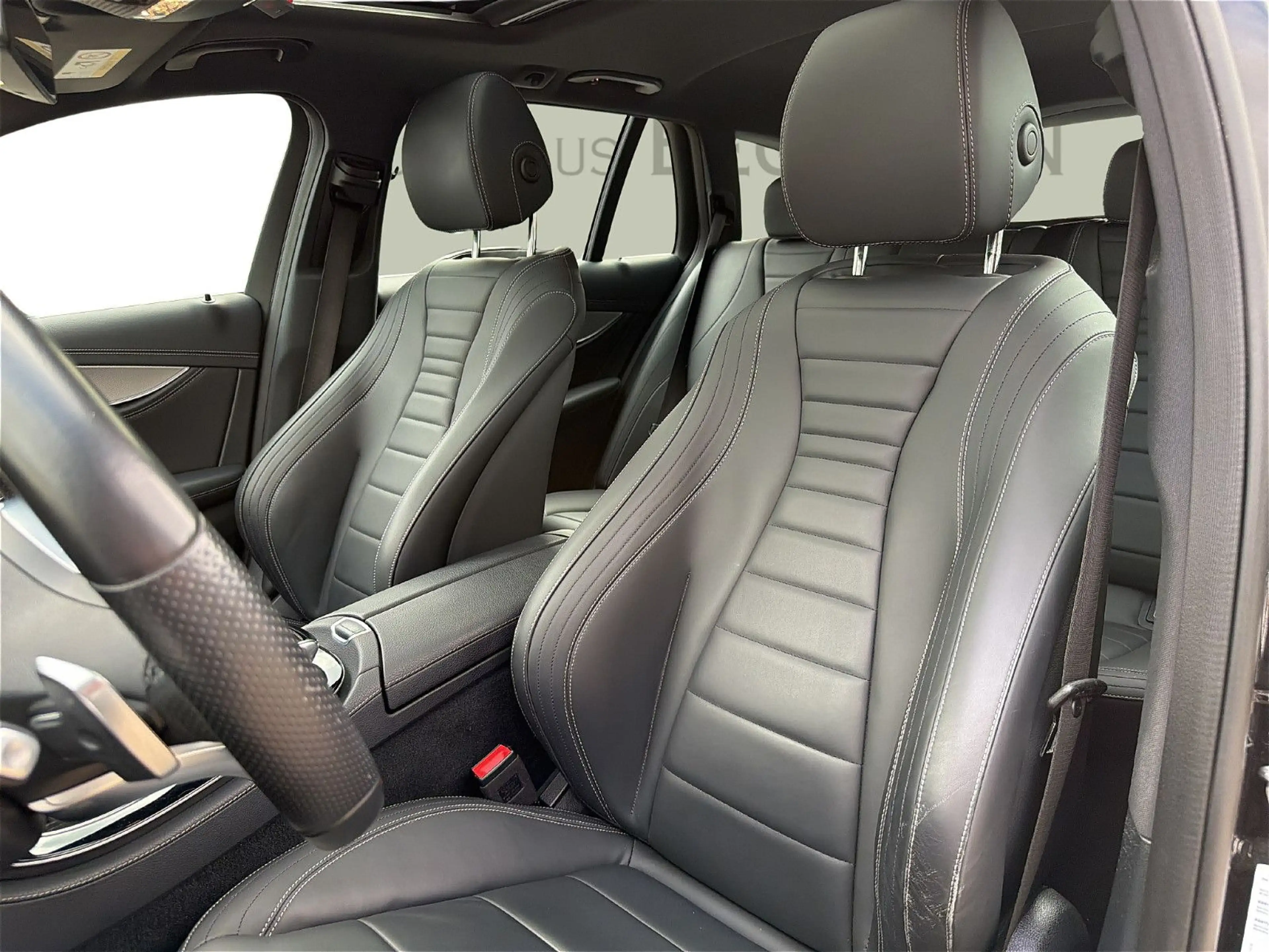 Mercedes-Benz E 400 d 4Matic T-Modell / AMG LINE / 360°/ LEDER — photo 10