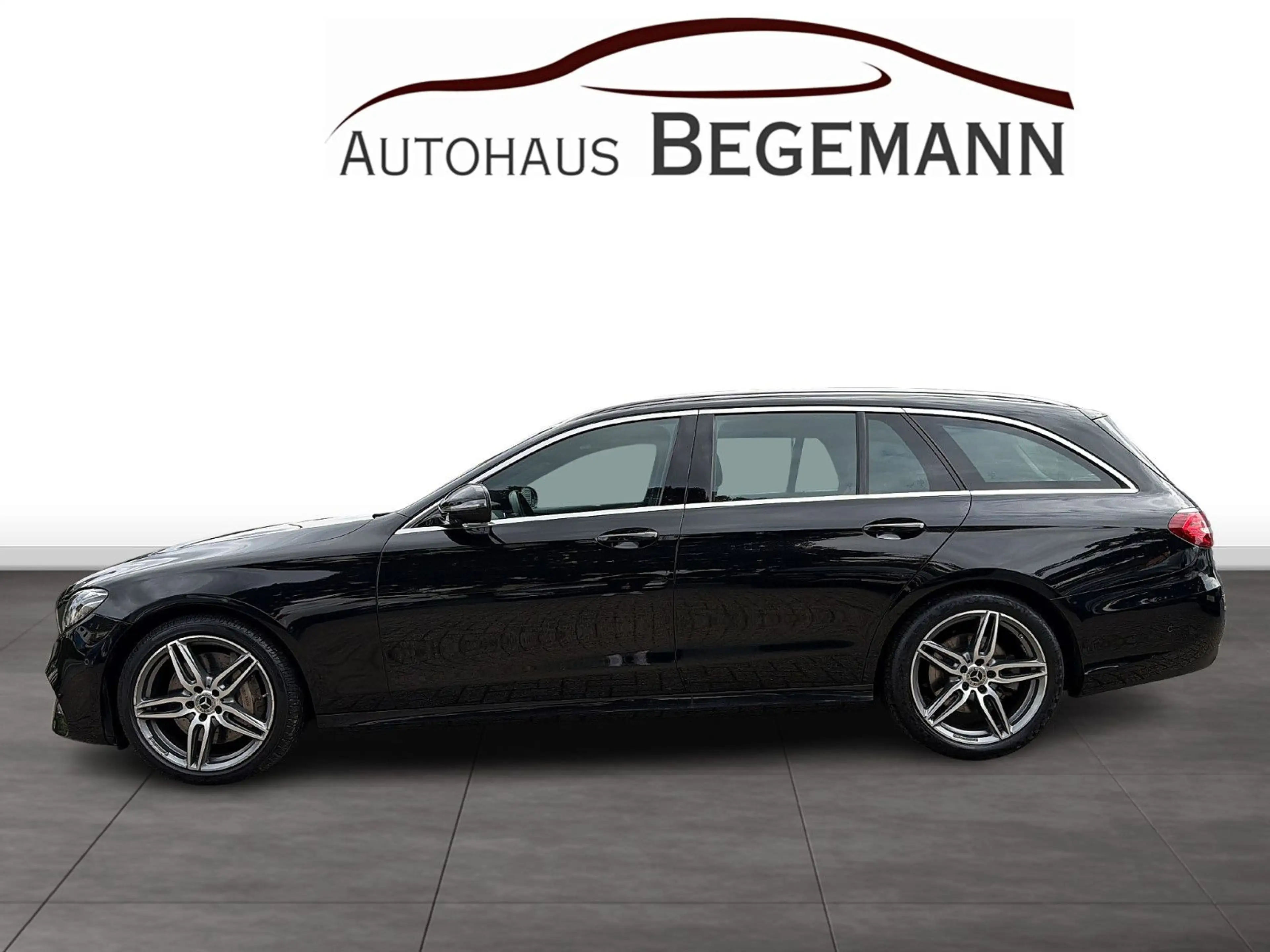 Mercedes-Benz E 400 d 4Matic T-Modell / AMG LINE / 360°/ LEDER — photo 7