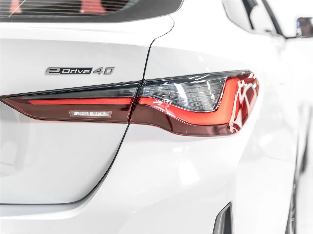 BMW i4 снимка BMW i4