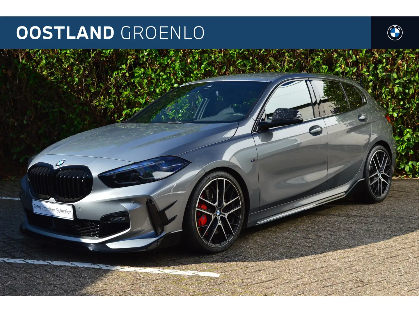 BMW 118 1 Serie 118i M Sport Automaat / M Performance part Grijs - 1