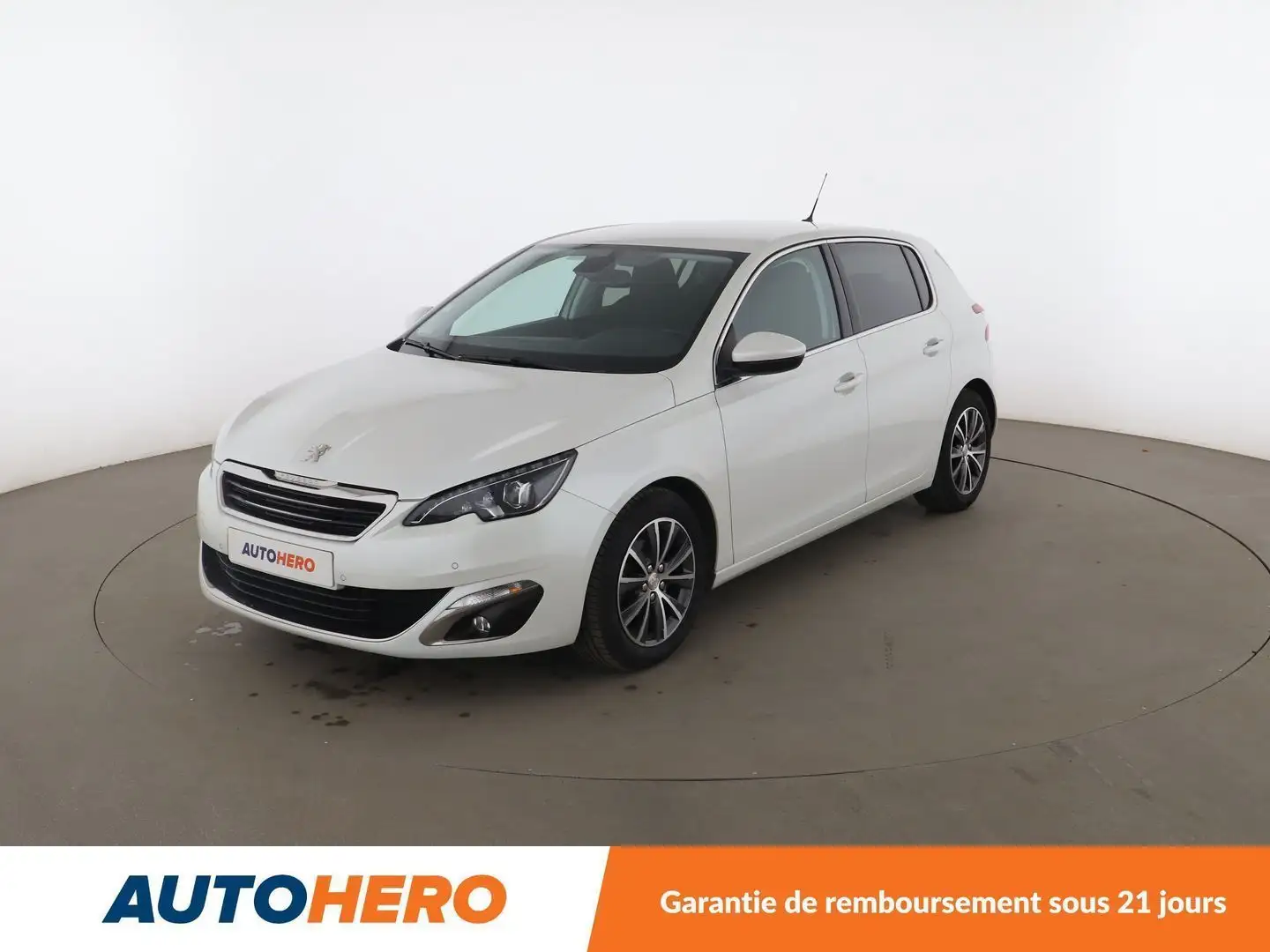 Peugeot 308 1.2 PureTech Allure Blanc - 1
