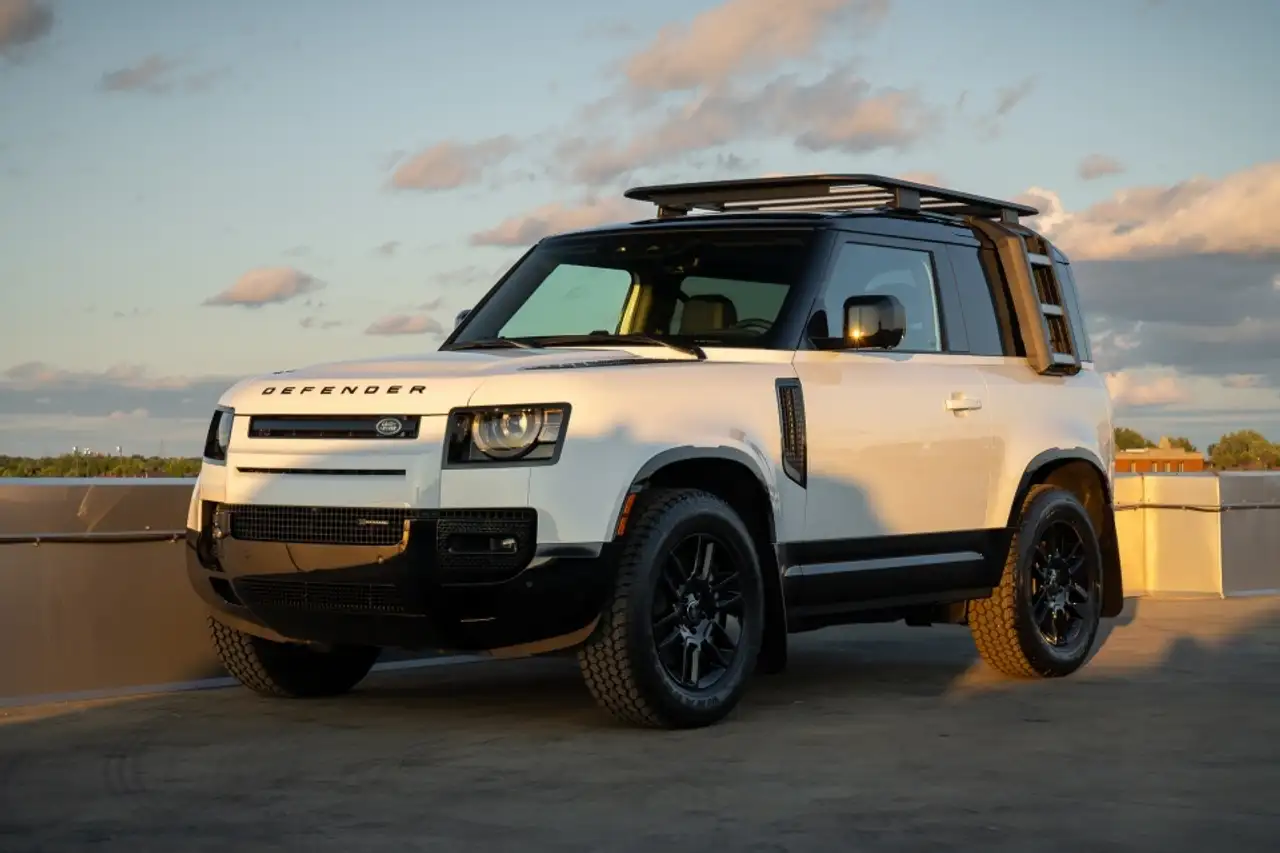 2023 Land Rover Defender
