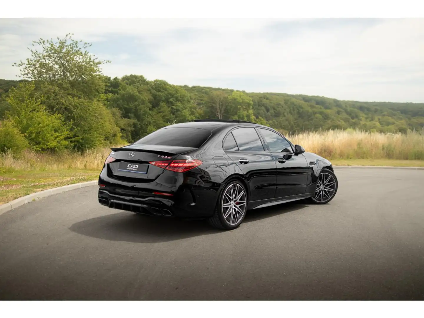 Mercedes-Benz C 63 S E Performance BVA Speedshift MCT AMG C63SE SE Zwart - 2