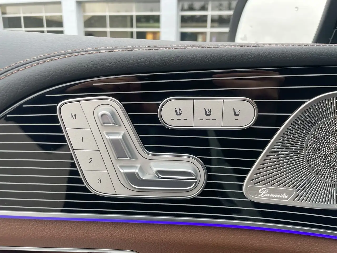 Mercedes-Benz GLE снимка Mercedes-Benz GLE