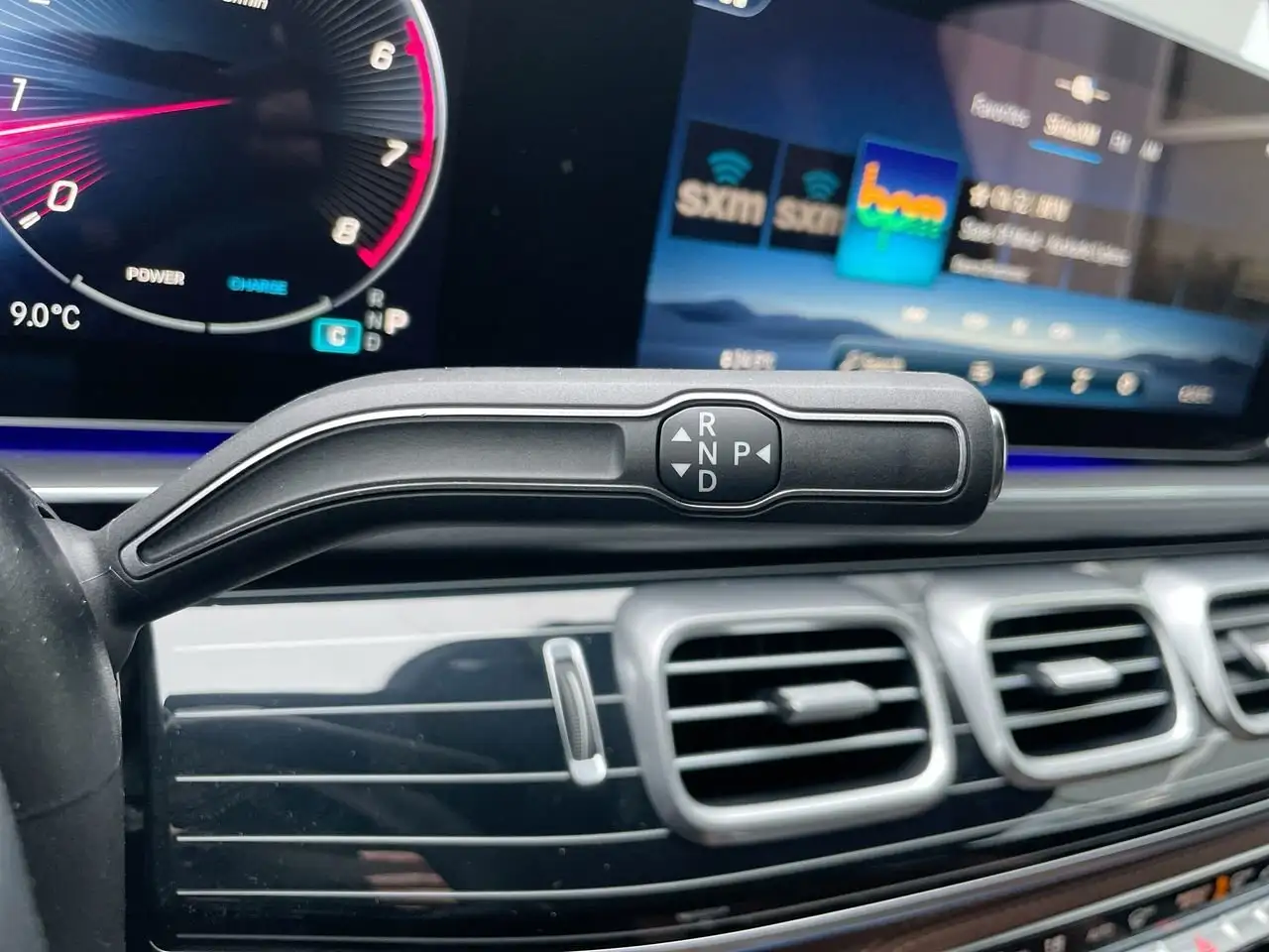 Mercedes-Benz GLE снимка Mercedes-Benz GLE