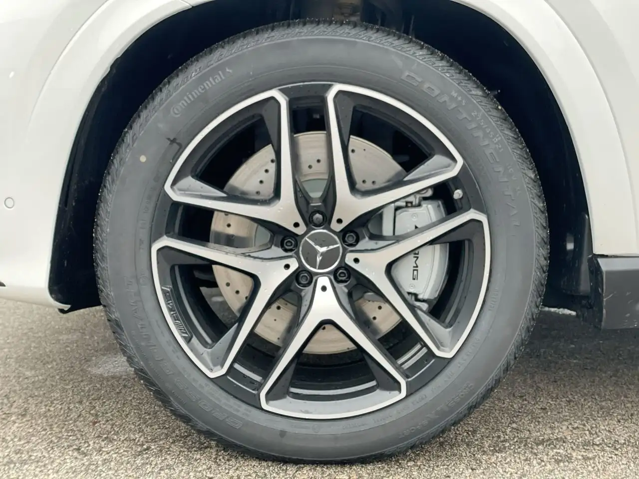 Mercedes-Benz GLE снимка Mercedes-Benz GLE