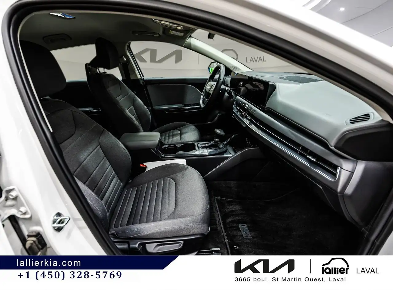Kia K4 снимка Kia K4