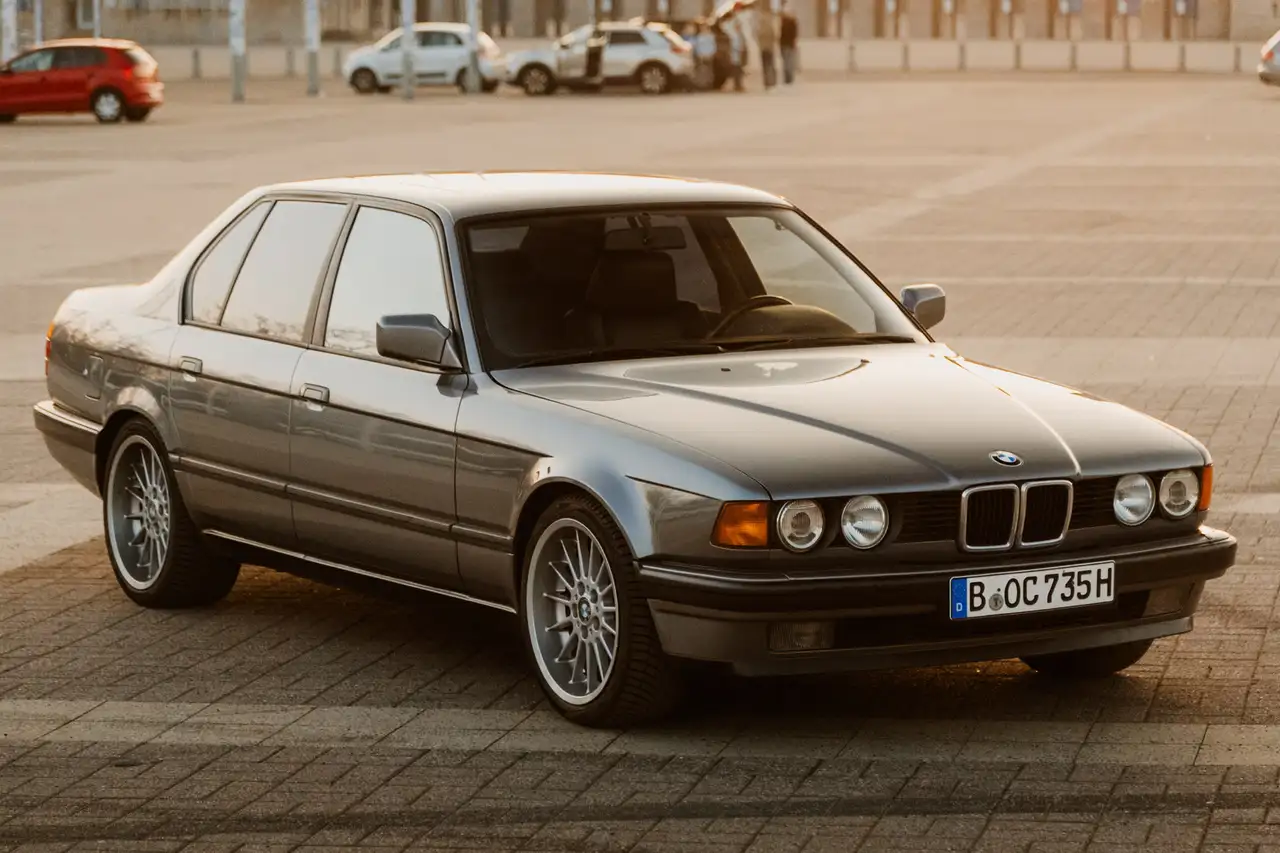 BMW 730
