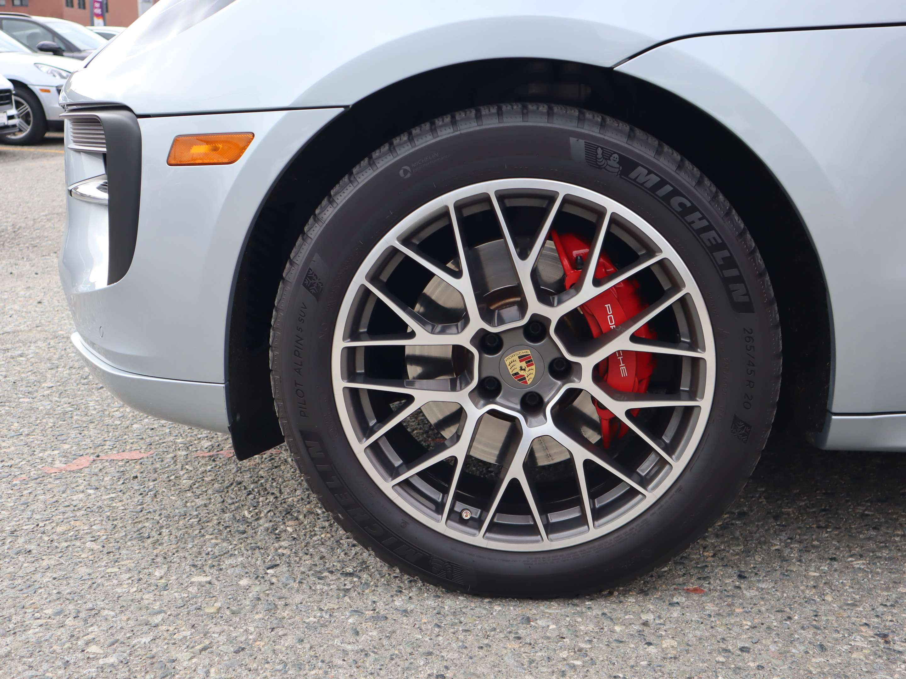 2021 Porsche Macan GTS thumb 29
