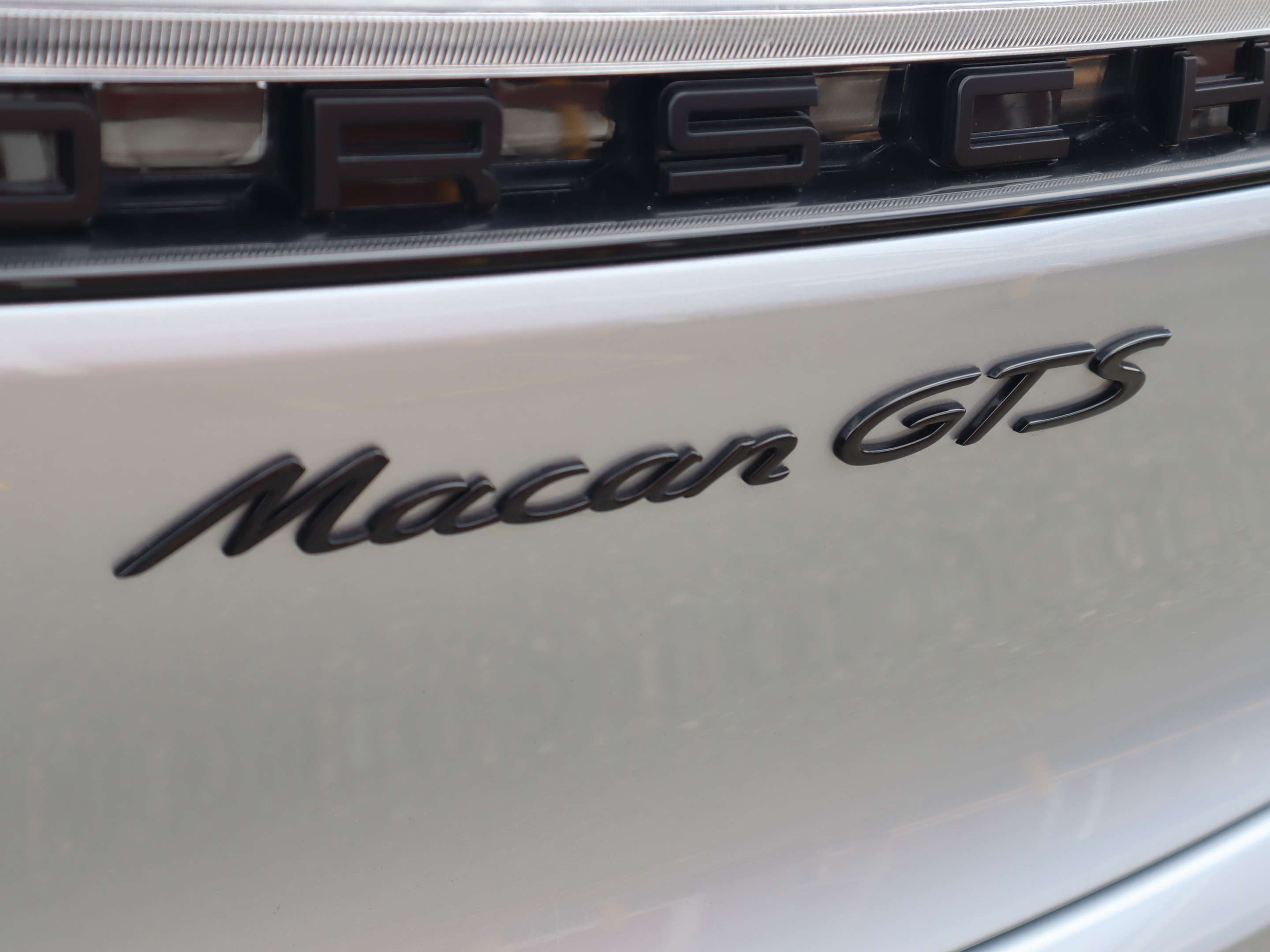 2021 Porsche Macan GTS thumb 35