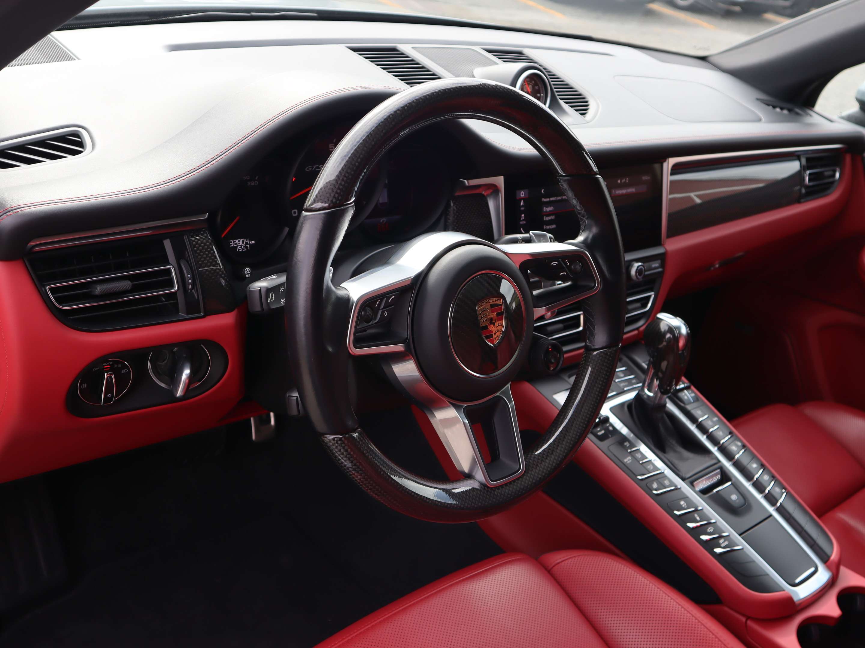 2021 Porsche Macan GTS thumb 12