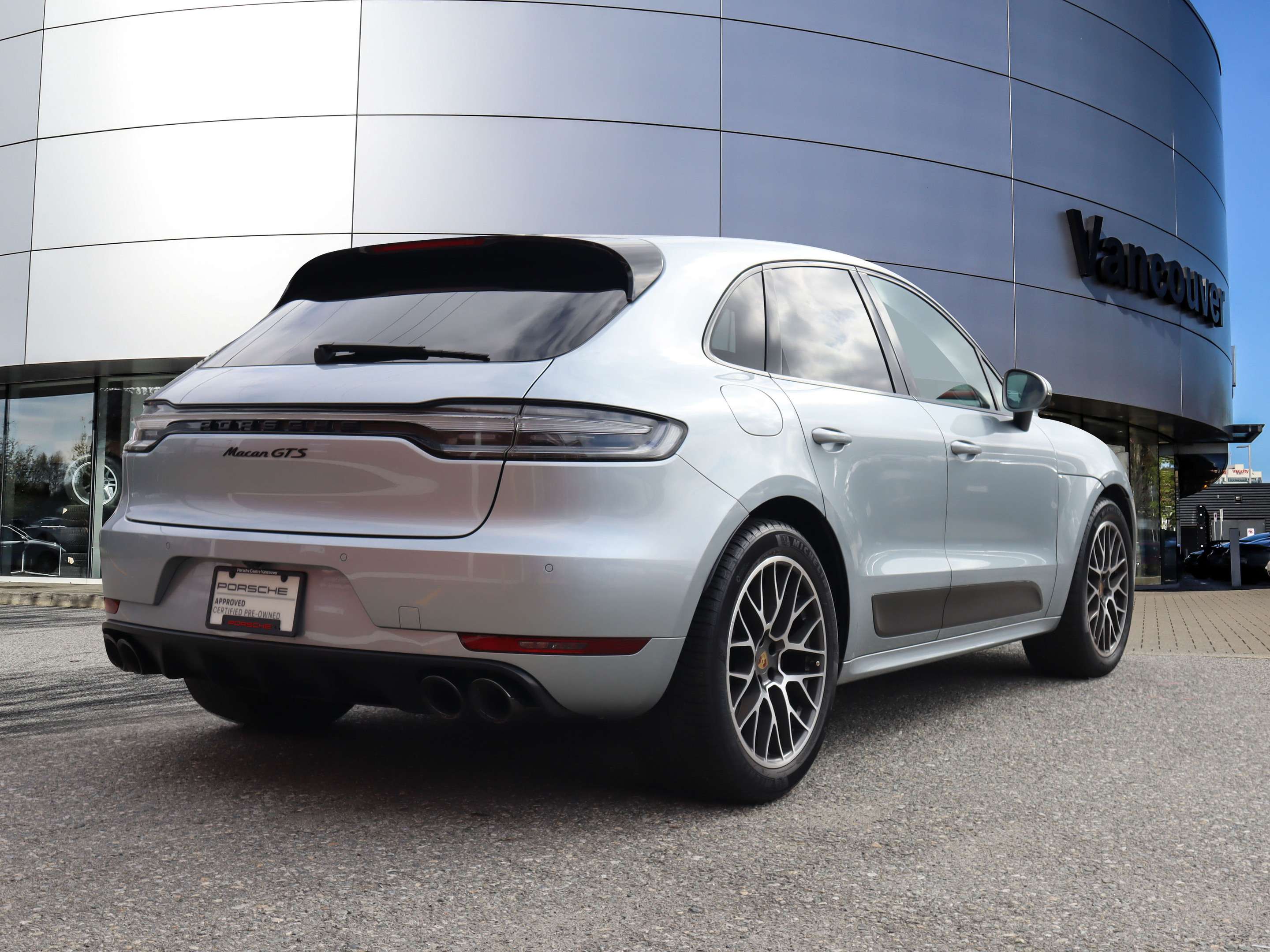 2021 Porsche Macan GTS alt 5