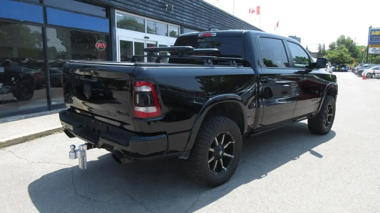 RAM 1500 снимка RAM 1500